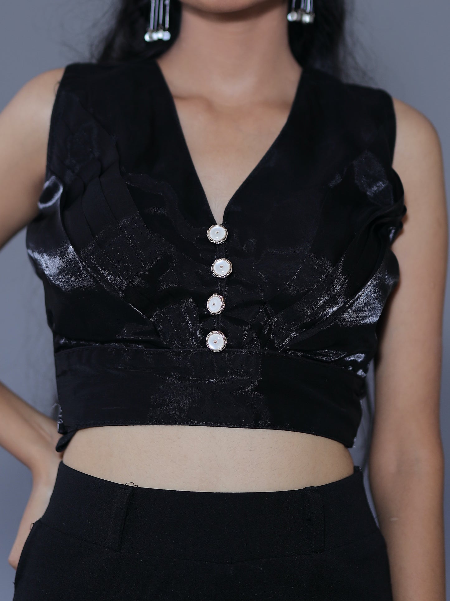 Zimichoo Sleeveless Blouse - Black