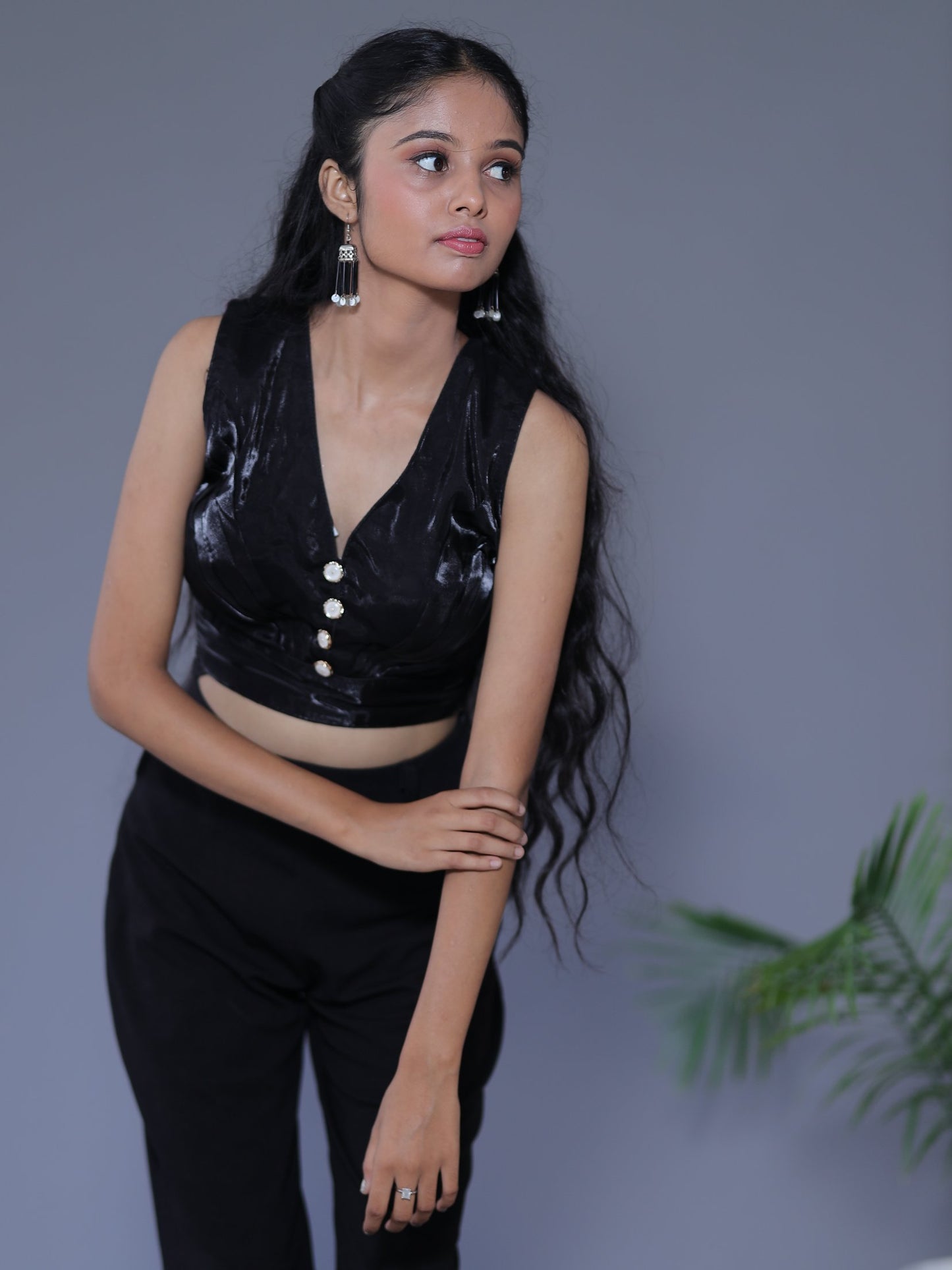 Zimichoo Sleeveless Blouse - Black